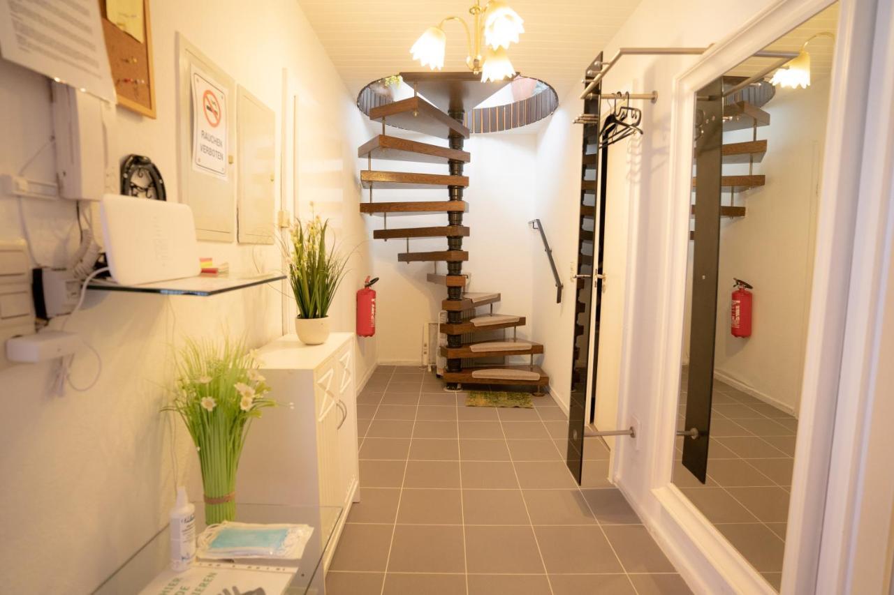 3-Zimmer Haus 85qm mit Balkon bis zu 8 Personen Winningen Exterior foto