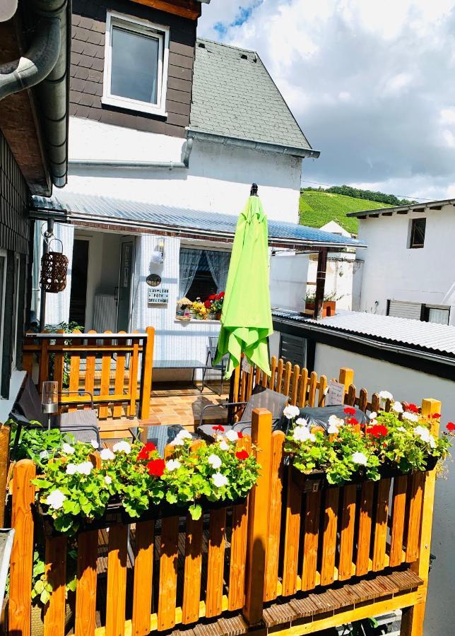 3-Zimmer Haus 85qm mit Balkon bis zu 8 Personen Winningen Exterior foto