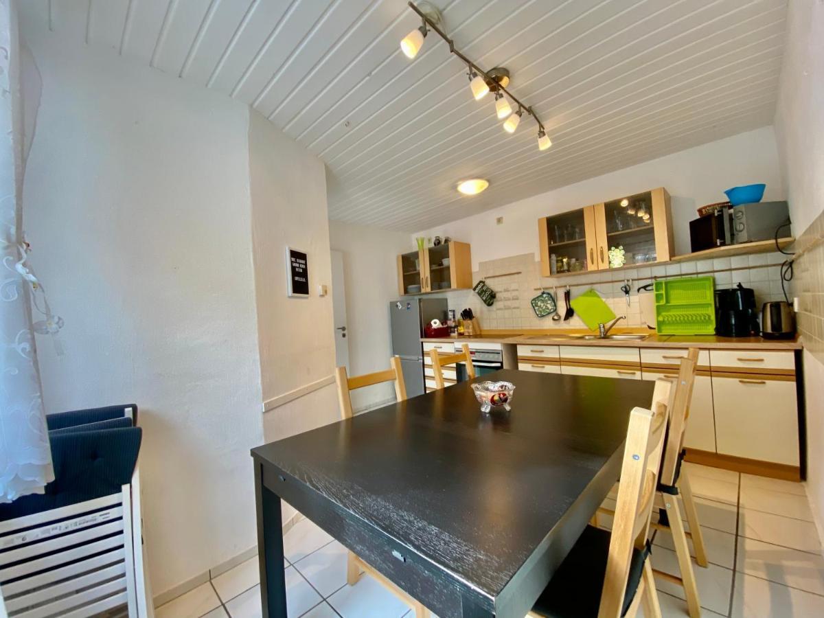 3-Zimmer Haus 85qm mit Balkon bis zu 8 Personen Winningen Exterior foto